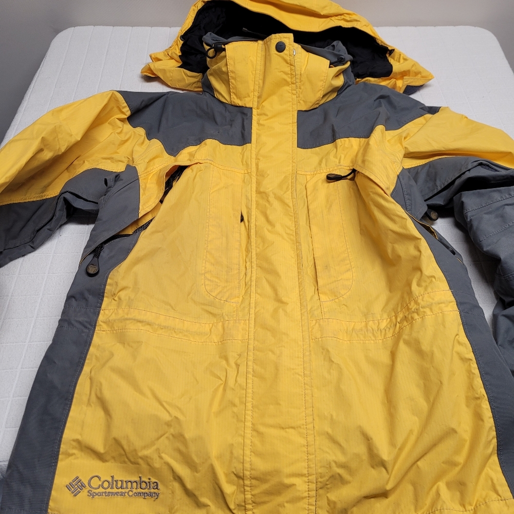 COLUMBIA TITANIUM JACKET OUTER SHELL OMNI-TECH YELLOW GRAY WOMEN'S MEDIUM VeryGC